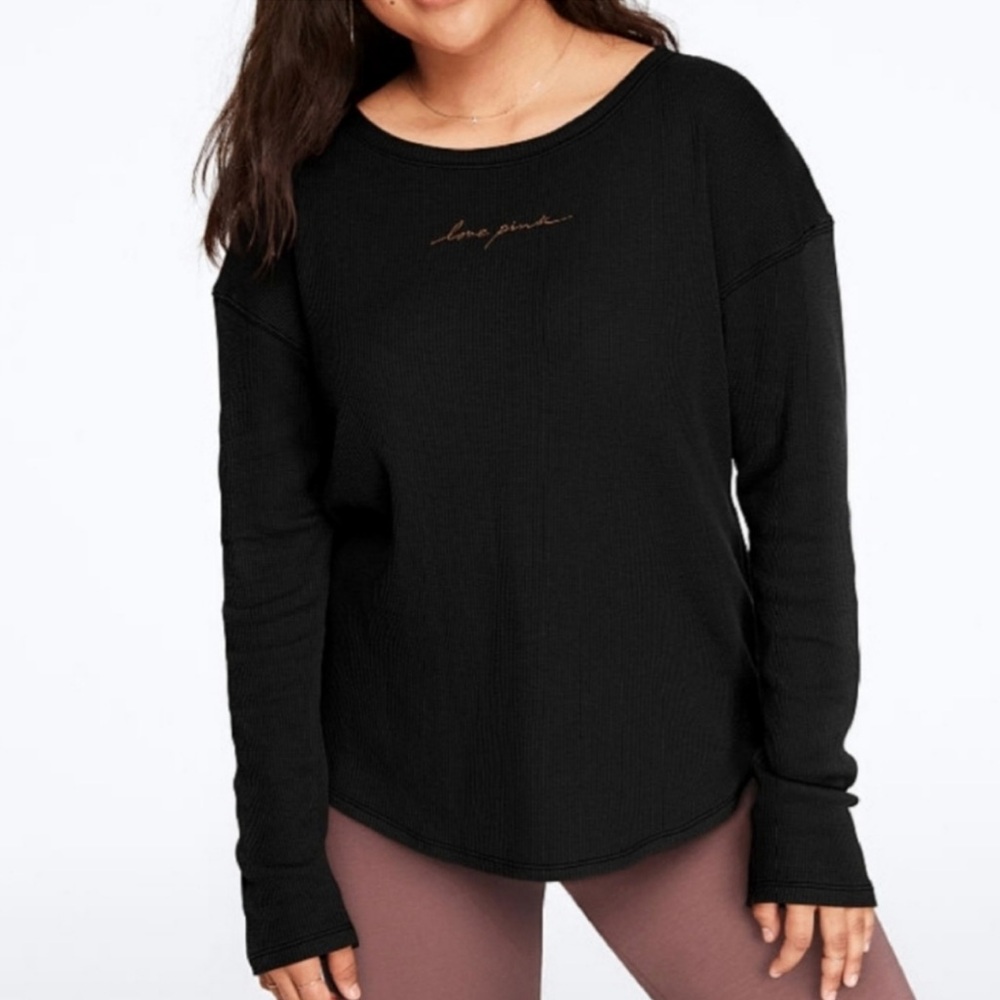 ❤️PINK VICTORIA’S SECRET TEE SIZE M